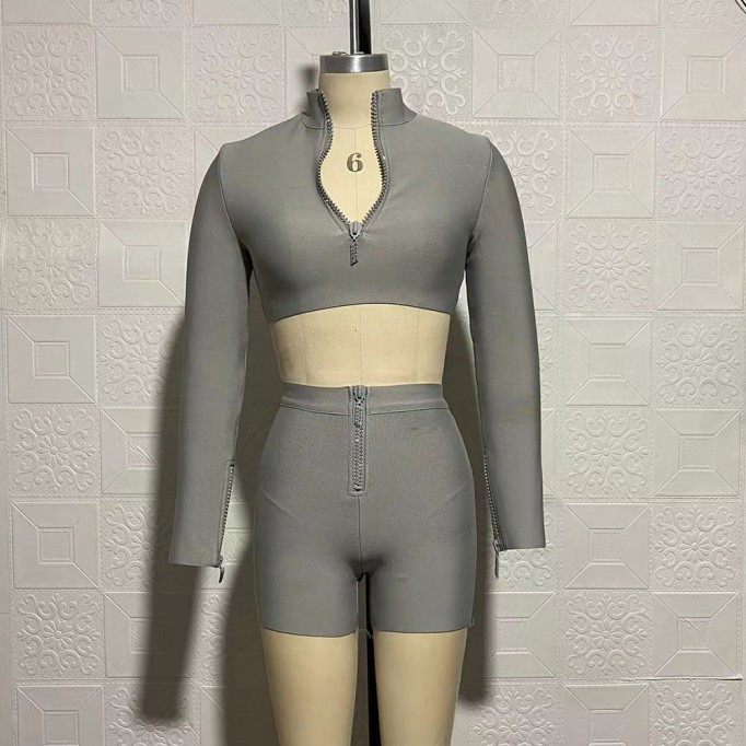 High Neck Long Sleeve Exposed Waist Bandage Set