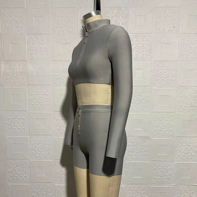 High Neck Long Sleeve Exposed Waist Bandage Set